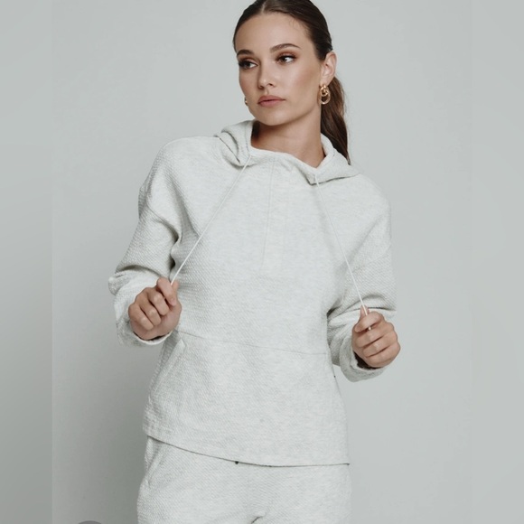 7 DIAMONDS Size S Restoration Half-Zip Hoodie in Natural NEW! - Picture 3 of 10